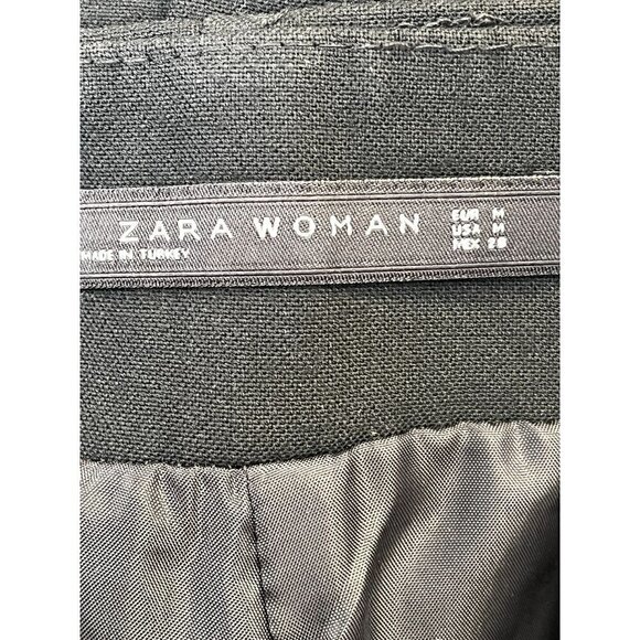 Women's Zara Medium Mini Skirt, Black, Front Pockets, Side Zipper - Picture 3 of 8
